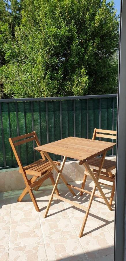 Chez Faby Et Jose Hotel Avignon Exterior foto